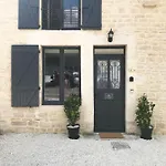 Chez Le Paul Vieville